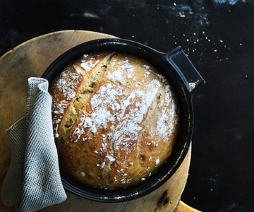 Bierbrot aus dem Dutch Oven