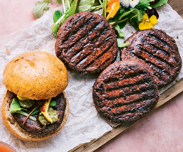 Burger Patties aus Bohnen und Haferflocken