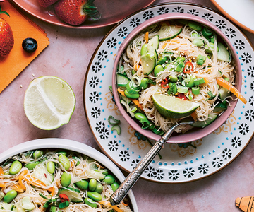 Reisnudelsalat mit Chili-Limetten-Dressing