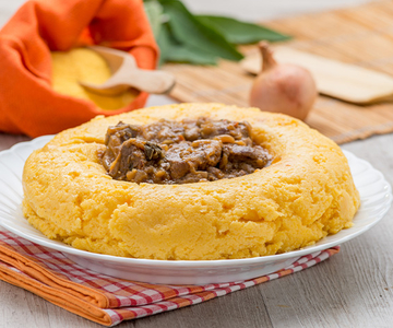 Polenta mit Spezzatino