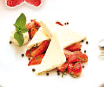 Marinierte Erdbeeren mit Limettenparfait