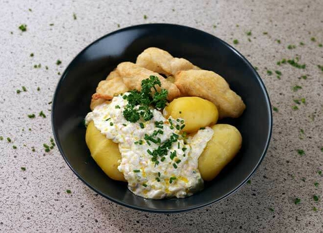 Pellkartoffeln mit Leinölquark