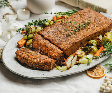 Nussbraten mit Ofengemüse