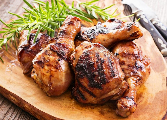 Grill: Parmesan-Oregano-Drumsticks (Huhn)