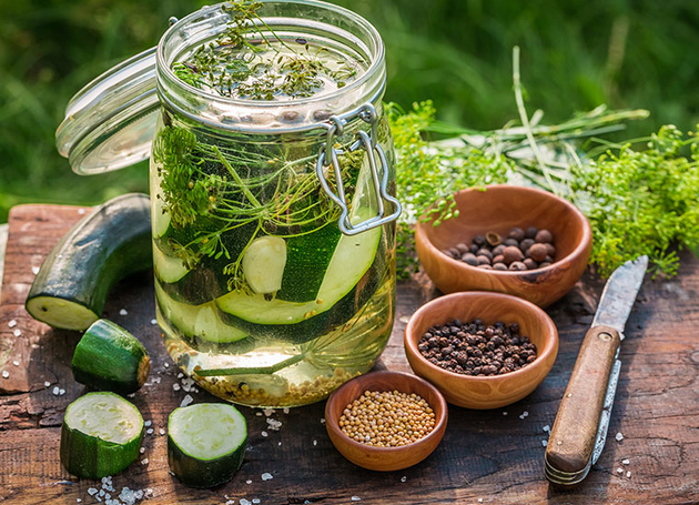 Zucchini-Pickles