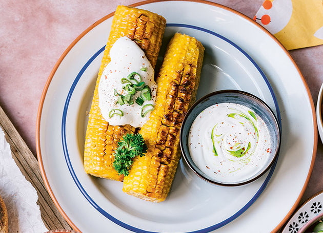 Maiskolben mit Sour Cream