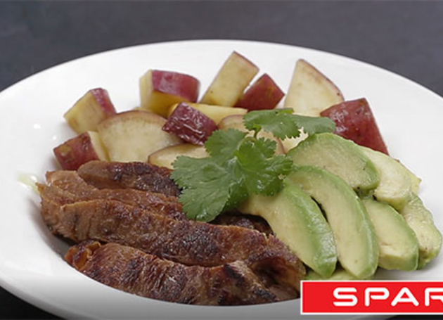 Steak mit Süßkartoffelpommes