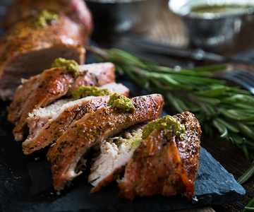 Schweinefilet mit Kräuterfüllung