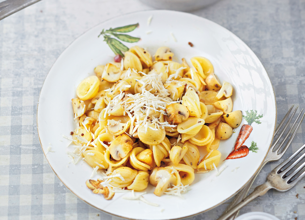 Orecchiette mit Pilzen und Meerrettich